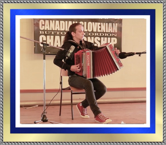 Contestant David Starasinic