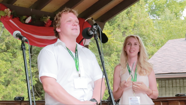 MCs Randy Dresar and Darja Antolin Dresar